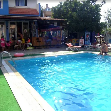 Atlantis Apartamento *